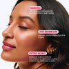 Modelo com glow facial hidratante da Ollie, composto por  niacinamdia, ativo uniformizador e peptídeos naturais.